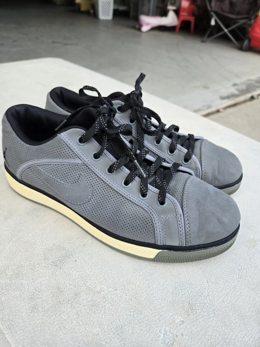 Jordan classic gray